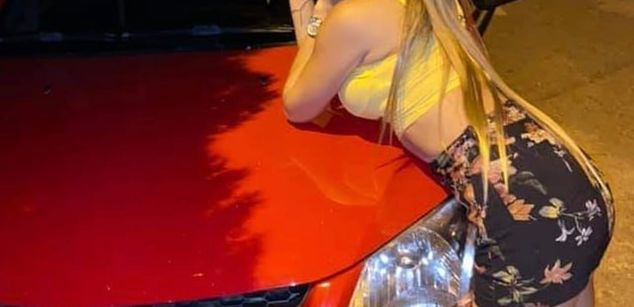 Model - Veronica Hot naked