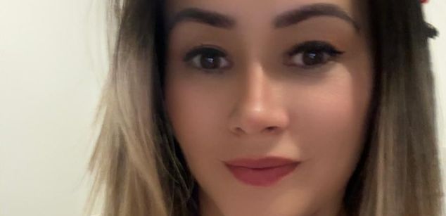 Model - OliviaWatson Blonde