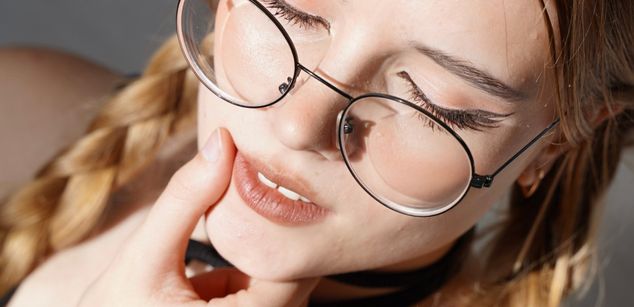 Model - Megan Elfie young