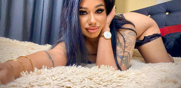 Model - athenagray bigass