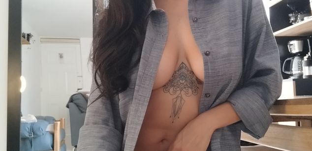 Model - Raquel Cruz naked