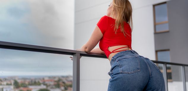 Model - Laura Venus mistress