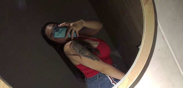 Model - dreabusty hairy