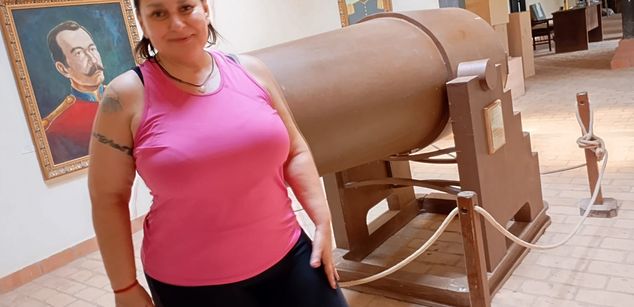 Model - Selene mature