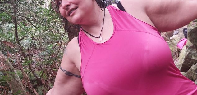 Model - Selene mature