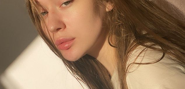 Model - Kathywebb 18