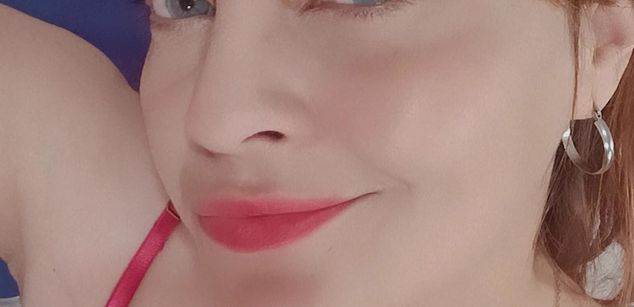 Model - samyshays feetjob