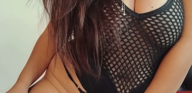 Model - Violet X findom