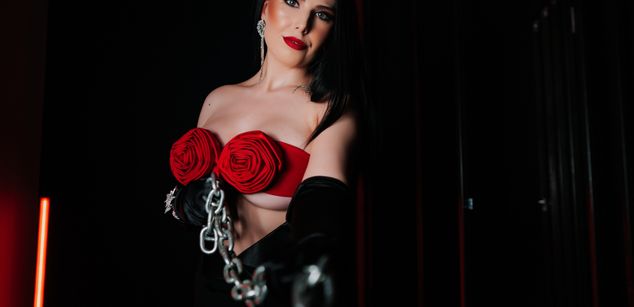 Model - IngridStorm pantyhose