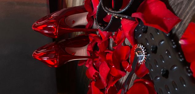 Model - IngridStorm pantyhose