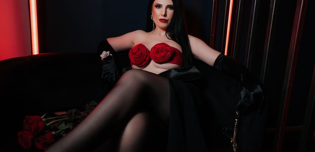 Model - IngridStorm pantyhose