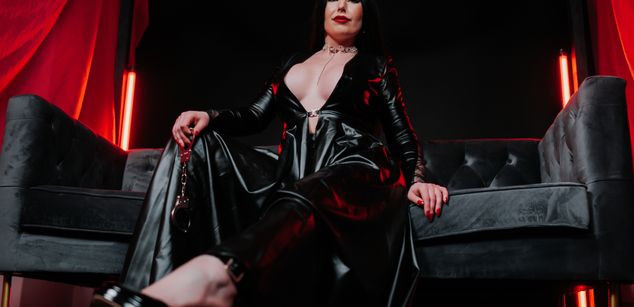 Model - IngridStorm pantyhose