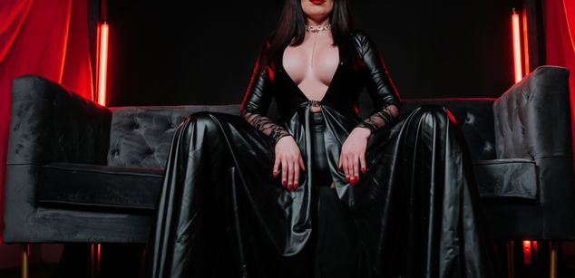 Model - IngridStorm pantyhose