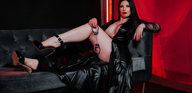 Model - IngridStorm pantyhose