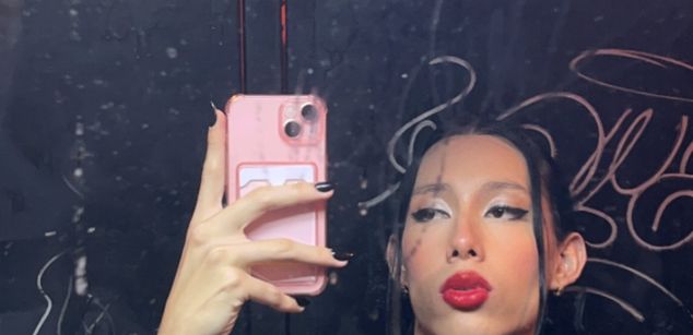 Model - Doja Alice Soto Mejia dominant