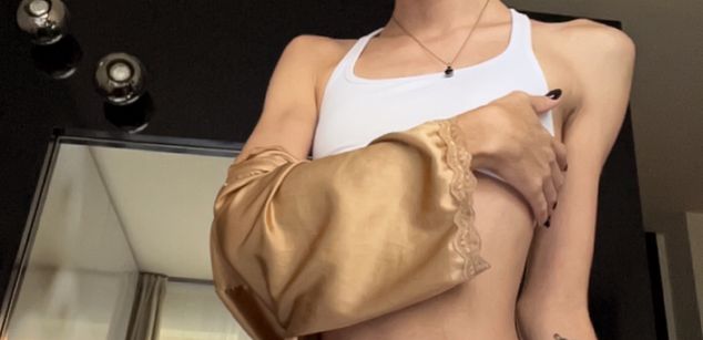 Model - Doja Alice Soto Mejia dominant