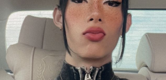 Model - Doja Alice Soto Mejia dominant