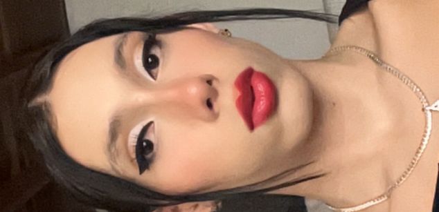 Model - Doja Alice Soto Mejia dominant