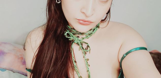 Model - SweetViolet shaved