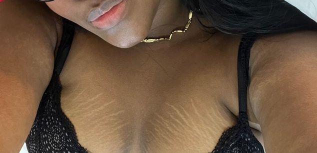 Model - SARAH JONES HIPSBIG