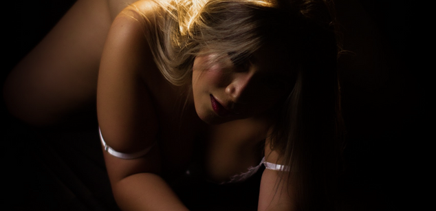 Model - Laura Duque pussy