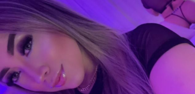 Model - Laura Duque pussy