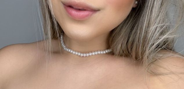 Model - Laura Duque pussy