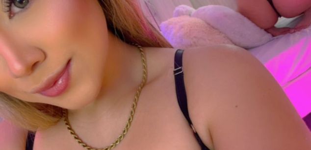 Model - Laura Duque pussy