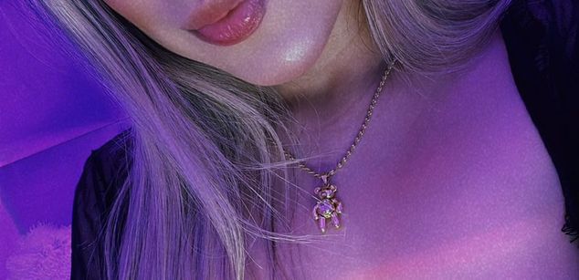 Model - Laura Duque pussy