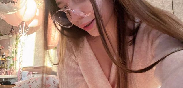 Model - kokomii teen