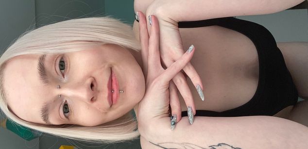 Model - igotuscookies petite