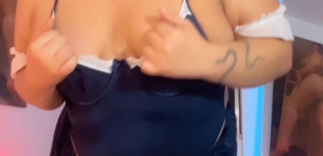 Model - Swtt_Kim feet