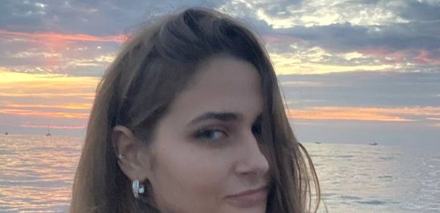 Model - NaomiLisss slim