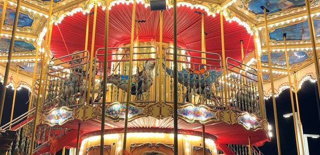 Model - NaomiLisss slim