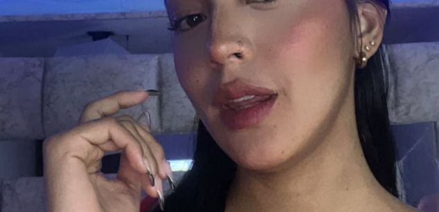 Model - EmmaBruns squirt