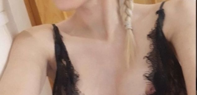 Model - Mistressmilly32 joi