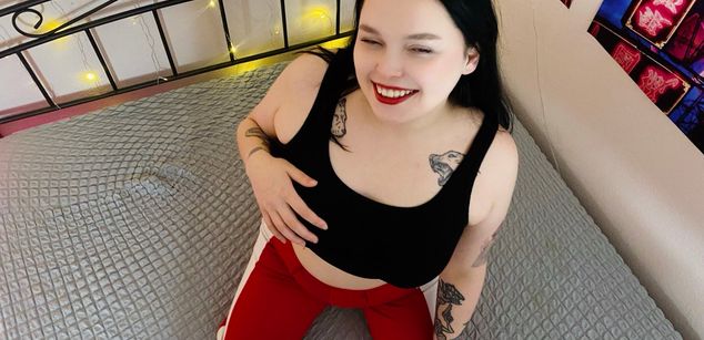 Model - AleksaSin brunette