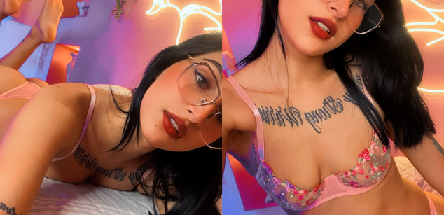 Model - Juana Green squirt