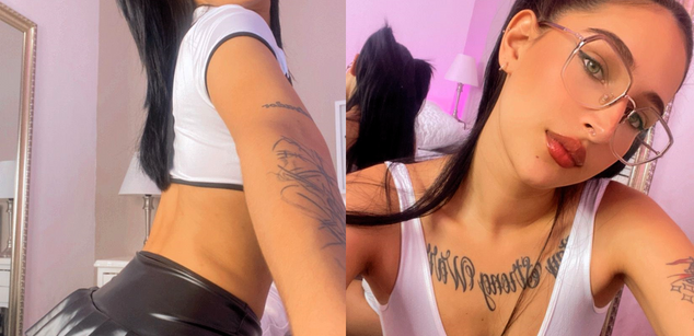 Model - Juana Green squirt