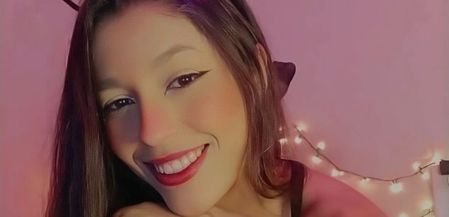 Model - Artemis Domme