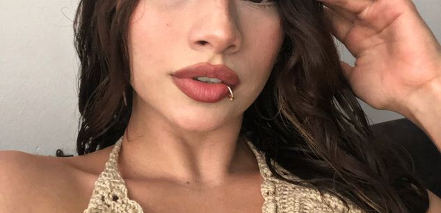 Model - Mistress Mar joi