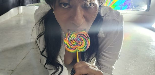 Model - kristalLawren01 Ebony