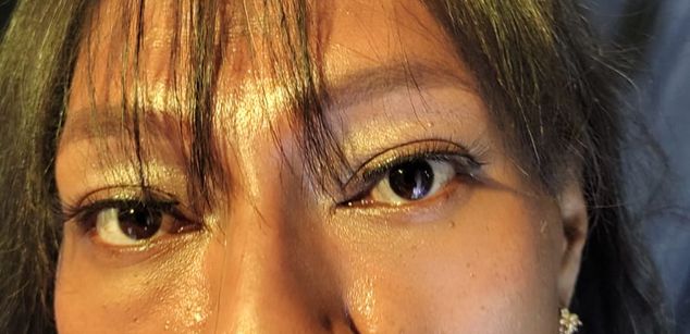 Model - kristalLawren01 Ebony