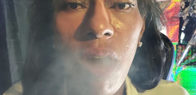 Model - kristalLawren01 Ebony