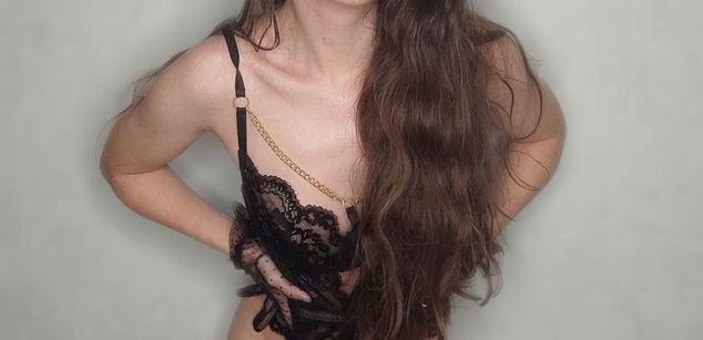 Model - AlisiaNovo bdsm