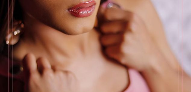 Model - Saskya_deluxxe cock