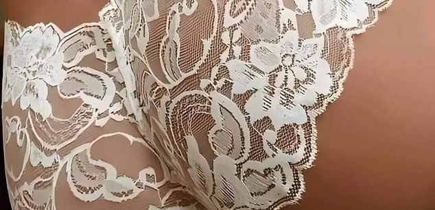 Model - Veronica Hot naked