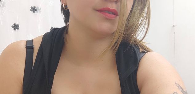 Model - Emily_ latin