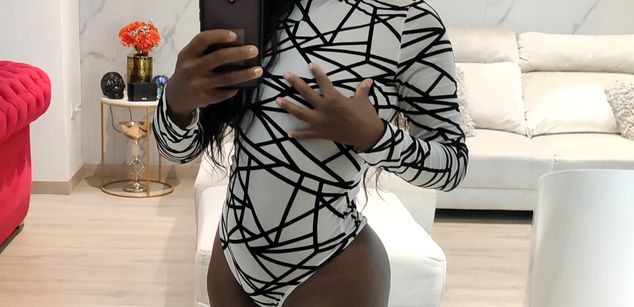 Model - Melanie Williams bigass