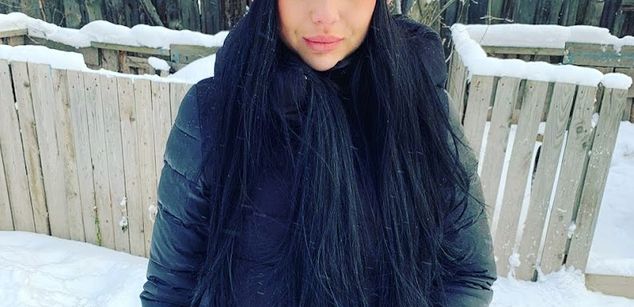 Model - Dreamy Alice feet